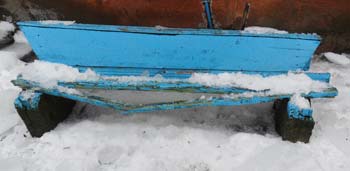 Хорошо что на этой лавочке, в момент «лавины», никто не сидел