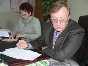 Телефон не замолкал ни на минуту. Причем, все звонившие, что называется, хотели излить душу