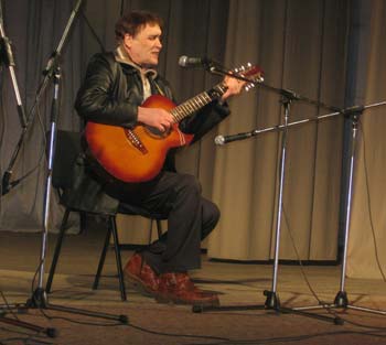 Победитель фестиваля авторской песни «Высота» - Анатолий Дротик