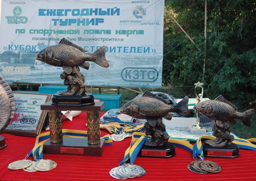 В общей сложности за время проведения турнира команды поймали 304 рыбы,  общий вес которых составил 1 т 436 кг. Средний вес выловленной рыбы - 4 кг 800 г 