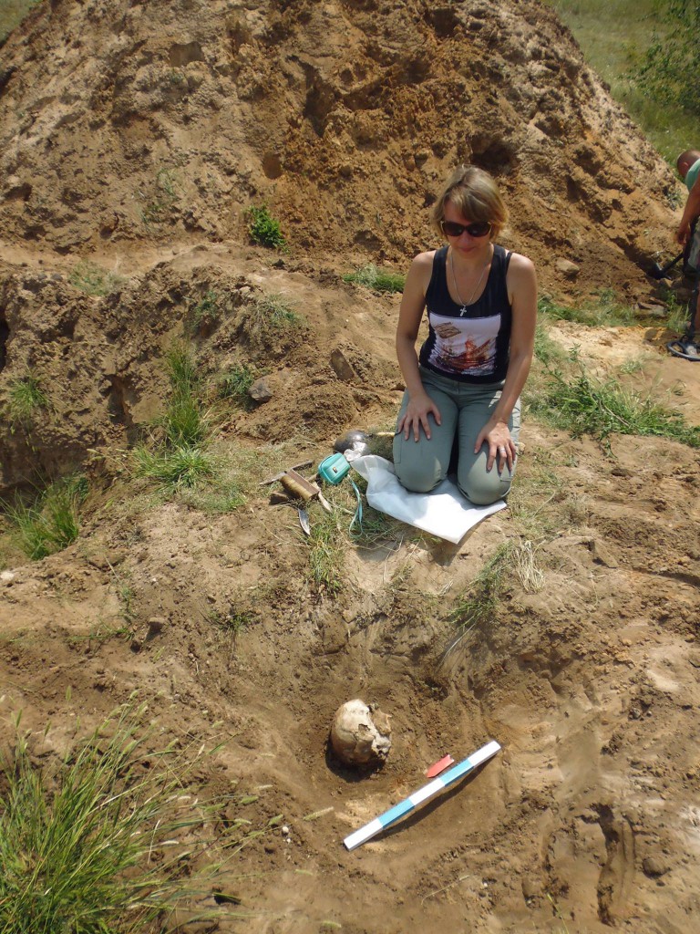 13913722 218028865261191 1262271542077774 o-768x1024