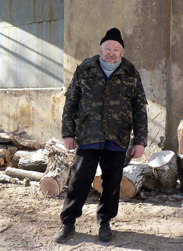 Начальник котельной Александр Суденков говорит: «Подобных котлов в Украине всего три. В Балаклее такой же котел отапливает военное предприятие, под Киевом используется для сушки зерна. Но это все – частные фирмы. И только в Краматорске – используется для отопления коммунальной собственности»