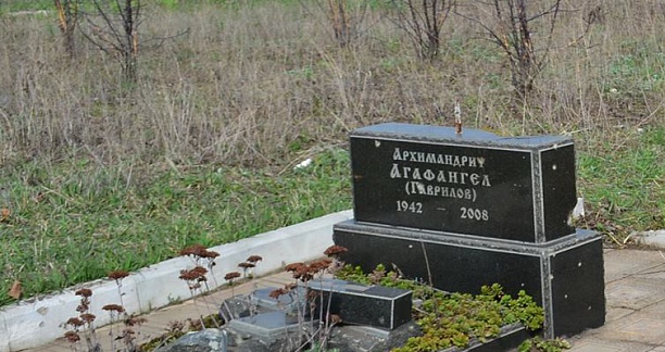 fdb7988c30fda88861240f08af04a570