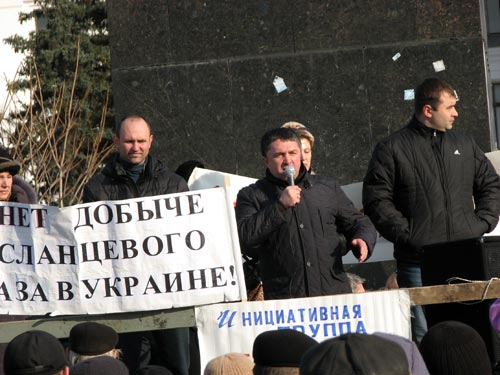 Перед краматорчанами выступил депутат Верховной Рады  Украины от партии «Свобода» Михаил Блавацкий