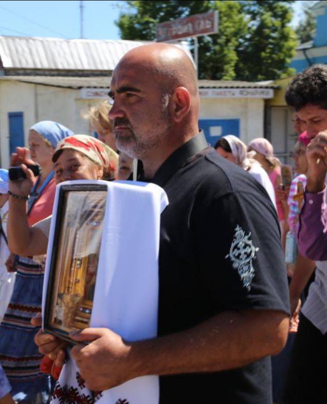 skandalnyy-krestnyy-hod-v-kiev-zhurnalistka-obyasnila-opasnost 2