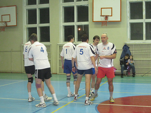 voll8