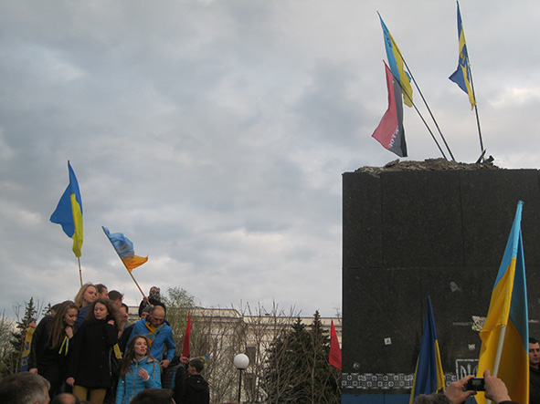 l12