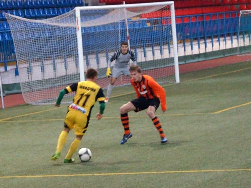 Евгений Швыдкий идет в обводку