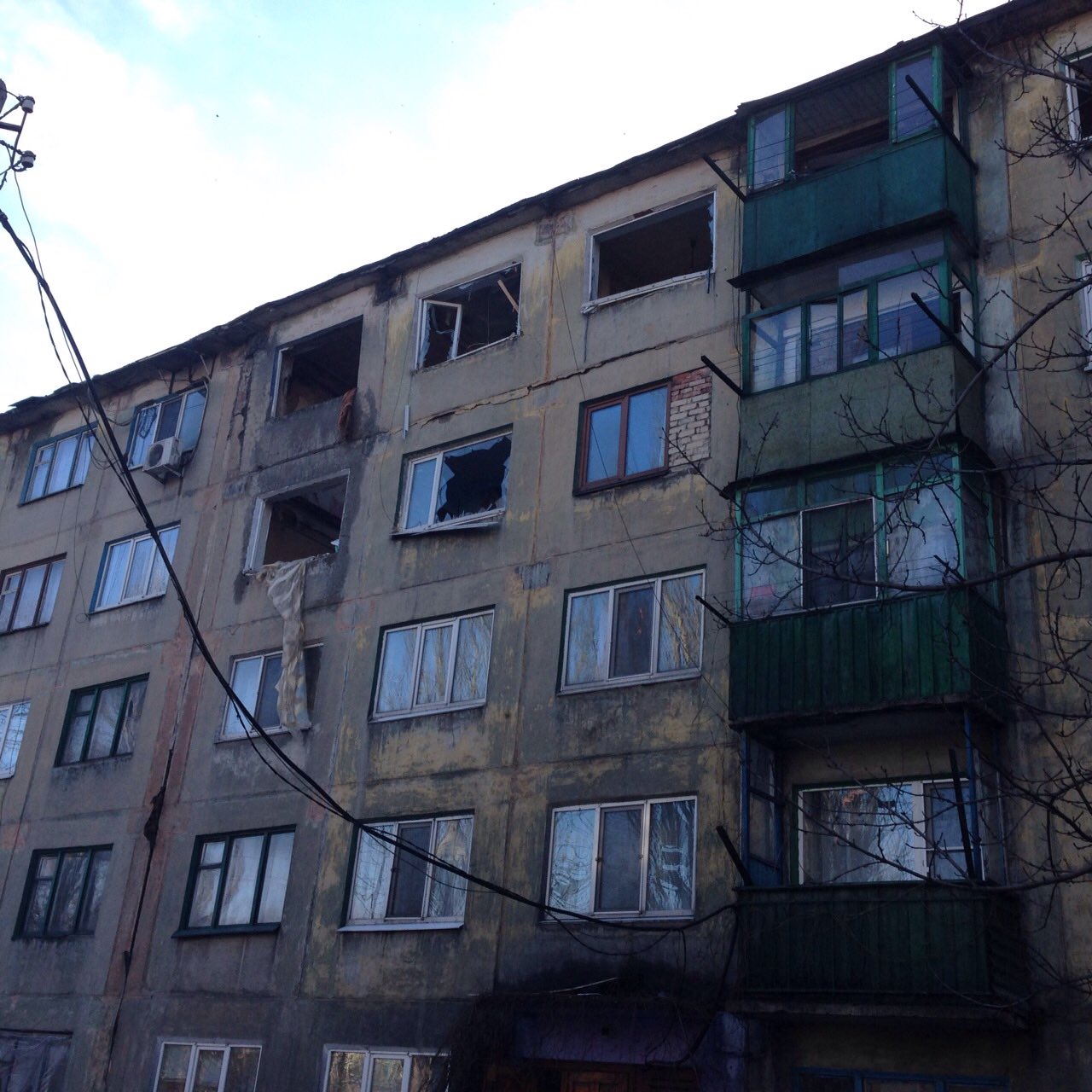 image-8fe7219f441eb252483db0c0c7866838d47cb2fb5ce05eb86158bb5f62732922-V