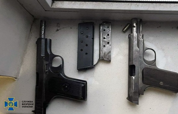 0t025-12-09 14-00-12 1